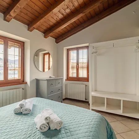 Valya By Gardadoma Holiday home *